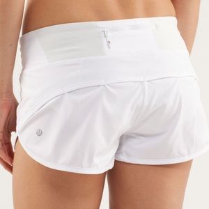 Lululemon Speed Up 2.5’ shorts